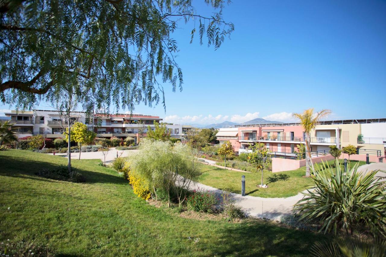 Domaine Des Roses Ap4222 By Riviera Holiday Homes Nizza Esterno foto